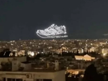 Греція подає до суду на Adidas через дрон-шоу над Акрополем