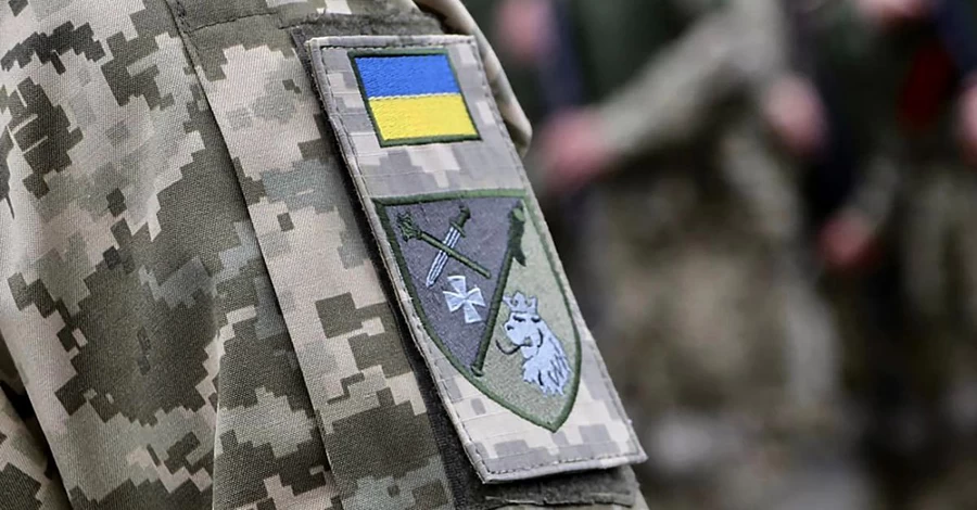 У Львові чоловік бризнув перцевим газом в очі військовому й поліцейському під час перевірки документів