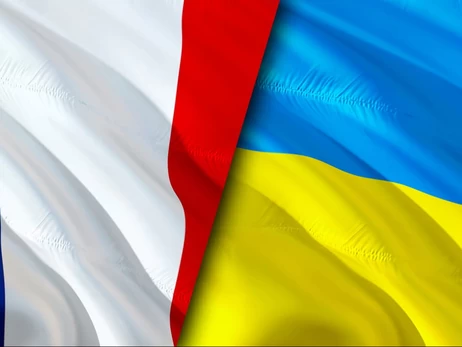 Відтепер медикам з України у Франції буде легше працювати за фахом