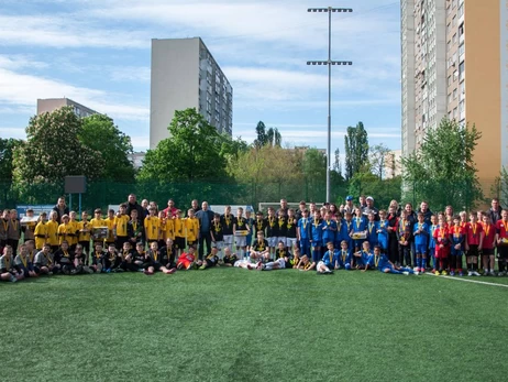 «Сильніші разом»: діти з футбольної секції, яку підтримує Favbet Foundation взяли участь у фестивалі до Дня Європи