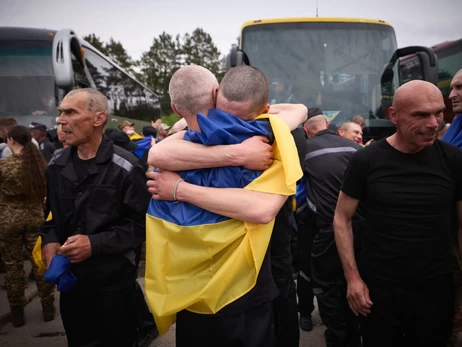 Україна та Росія обмінялися полоненими: додому повернулися ще 303 наших захисника