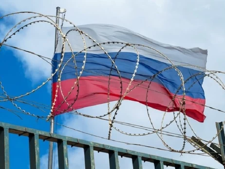 Президент ввів санкції проти екснардепа Мосійчука, Шапошникова та сина Богуслаєва