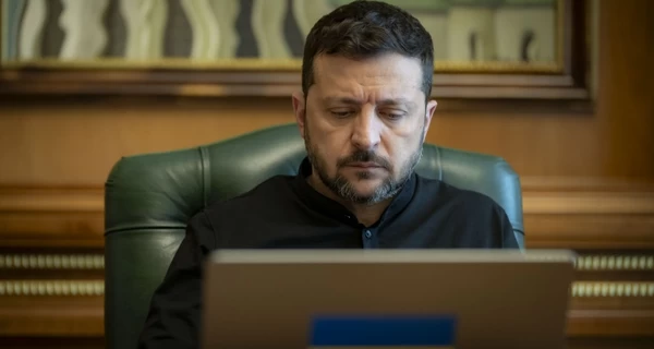 Зеленський привітав з Днем незалежності народ Грузії, проти влади якої Україна ввела санкції