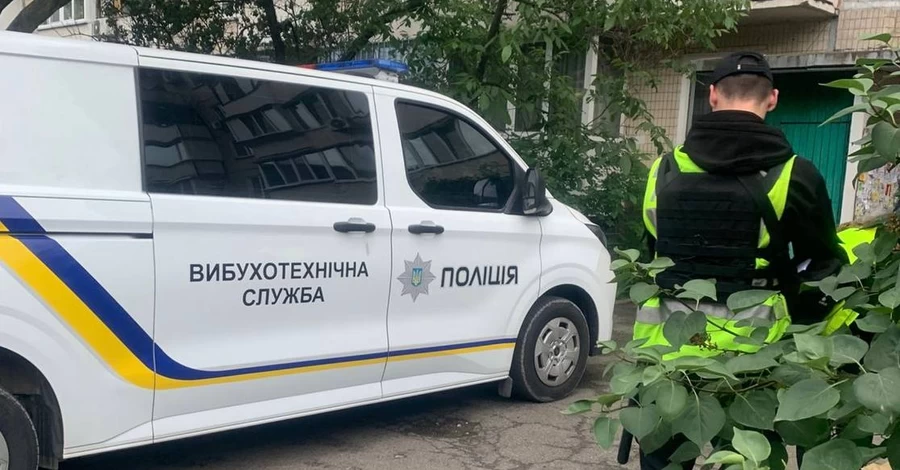 У Києві на Оболоні чоловік кинув гранату з вікна багатоповерхівки 