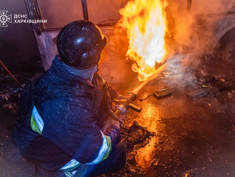 Через атаку російських БПЛА на Харківщині горіли СТО та цивільні підприємства