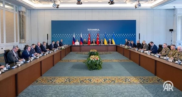 Другий раунд перемовин України та Росії у Стамбулі тривав годину