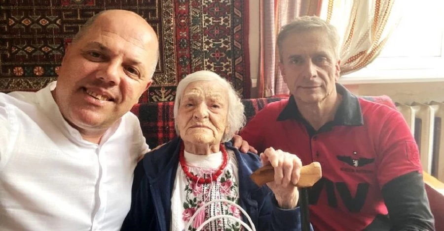 Старейшей жительнице Львова исполнилось 108 лет - как город поздравил долгожительницу