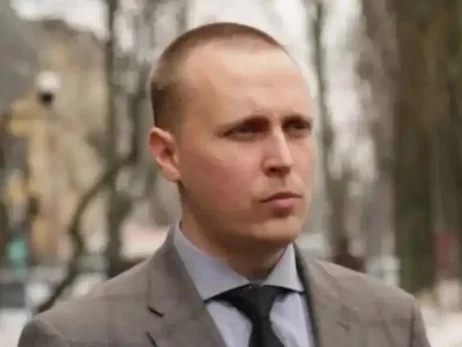 Руководитель подразделения детективов НАБУ и кандидат на директора БЭБ Скомаров скрыл российское гражданство отца, имеющего бизнес в 