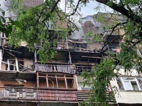 РФ ударила по зданию детской железной дороги в Харькове - есть погибший, минимум 18 раненых