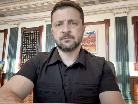 Обязательно в эти дни учитываем сигналы воздушной тревоги, — Зеленский