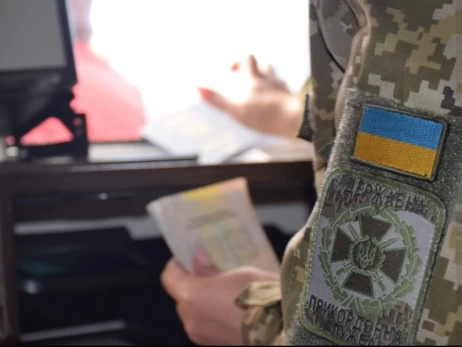 Почему за границу могут не выпустить ребенка, у которого заламинировано свидетельство о рождении - объяснение Госпогранслужбы