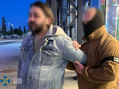 Шесть человек задержаны за продажу трофейного оружия, - СБУ