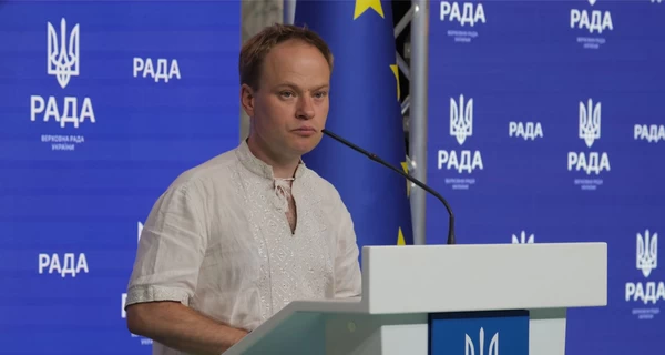 У Верховній Раді заговорили про заборону соцмереж для підлітків