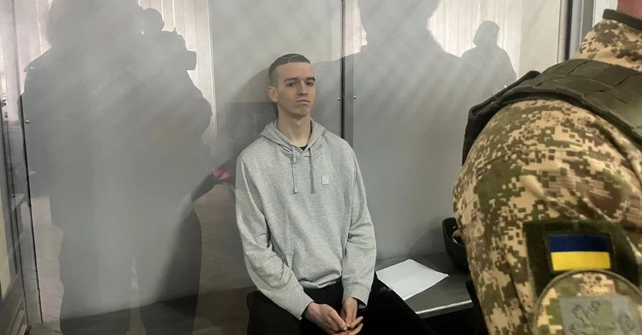 Подозреваемый в убийстве Фарион Зинченко отказался от каски и бронежилета