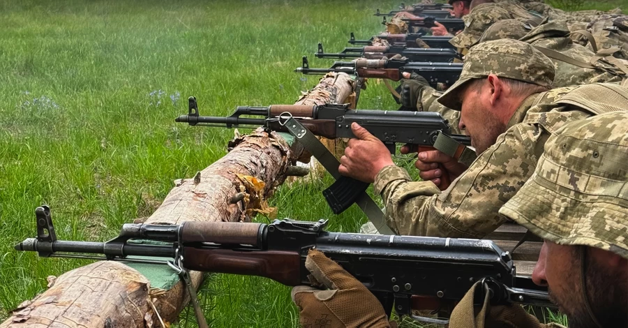 Військовий експерт Олександр Коваленко: Ворог наступає, але загрози окупації Сум та Дніпра – немає