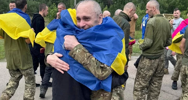 Україна повернула додому ще частину військовополонених, серед них – захисники Маріуполя
