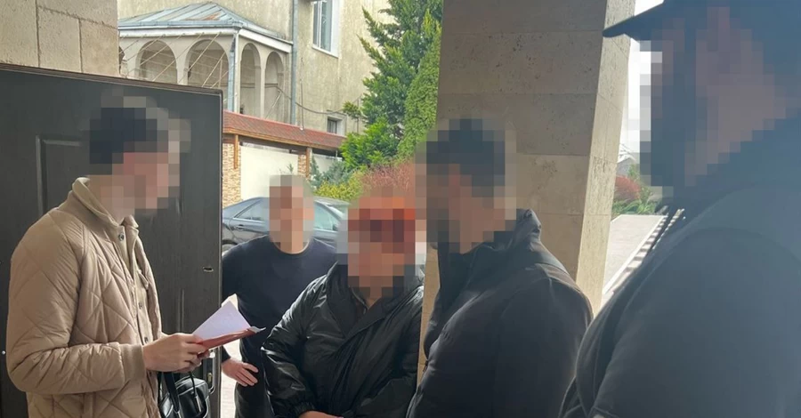 Одесские чиновники разворовали бюджетные деньги, выделенные на похороны военных