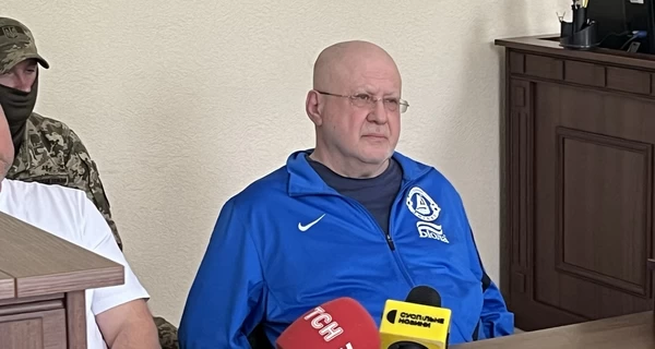 Суд повторно відмовив Коломойському у приєднанні до позову Порошенка проти РНБО