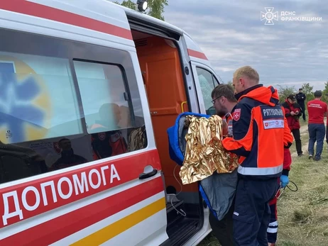 5-річного хлопчика, якого шукали три доби на Прикарпатті, госпіталізували з виснаженням організму