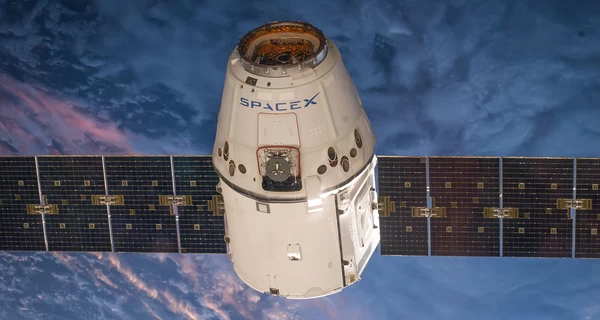 SpaceX отправит в космос капсулы с человеческими останками и ДНК