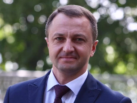 Ліна Костенко закликала владу переобрати Креміня мовним омбудсменом
