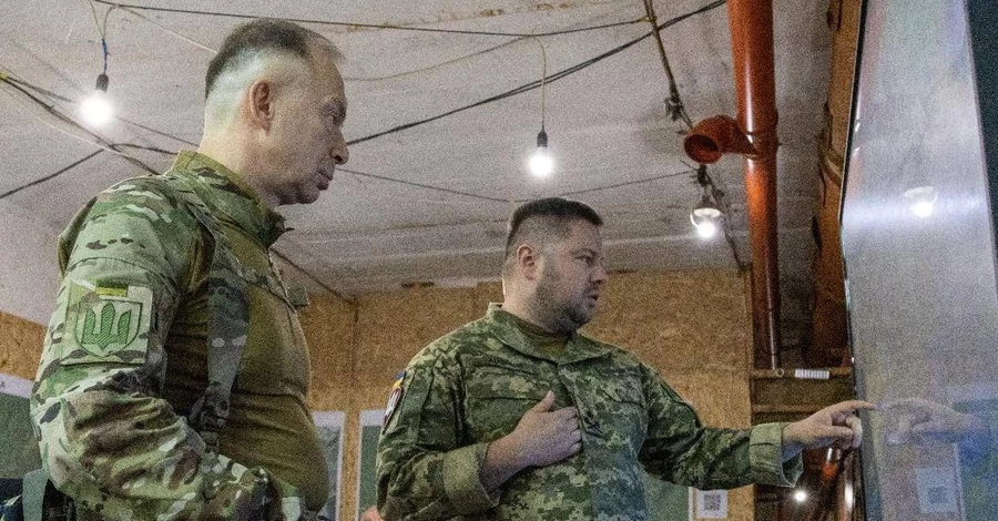 Хвиля «літнього наступу РФ» захлинається, - Сирський