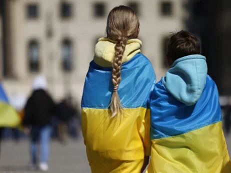 В Украину вернули трех подростков, которые три года отказывались учиться в российских школах
