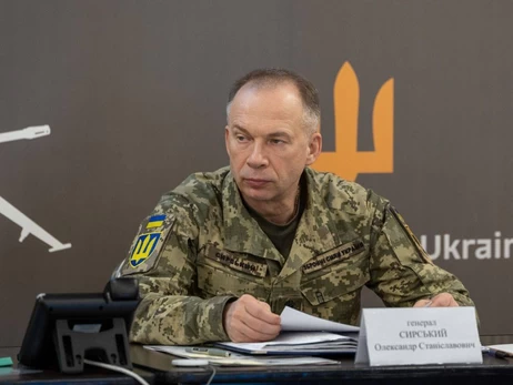 Сырский объявил о запрете скопления военных и техники в учебных центрах
