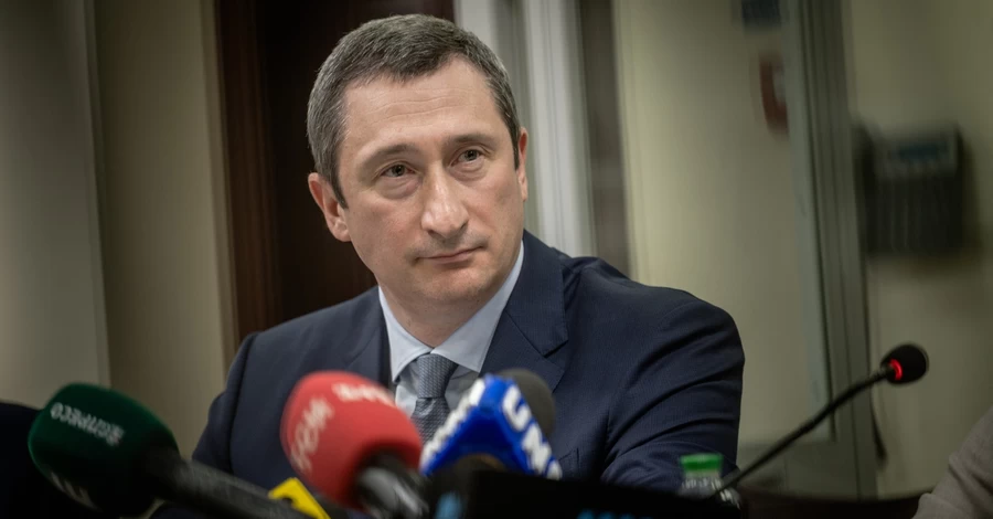 Запоруку за Чернишова внесли його дружина, Дарія Бедя та ТОВ 