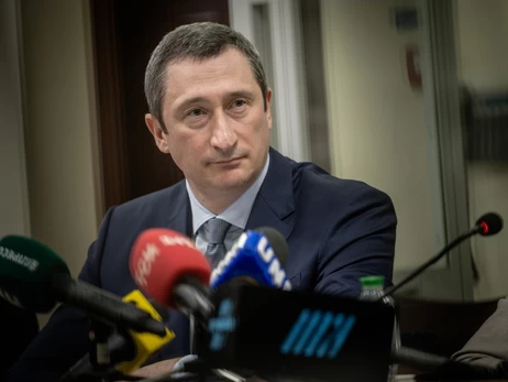 Запоруку за Чернишова внесли його дружина, Дарія Бедя та ТОВ 