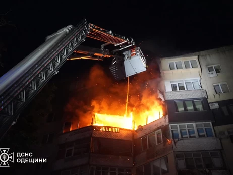Россияне ударили по многоэтажке в Одессе, среди пострадавших дети