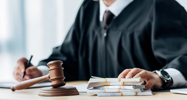 Откуда 120 млн за министра? 7 вопросов о залоге как меры пресечения