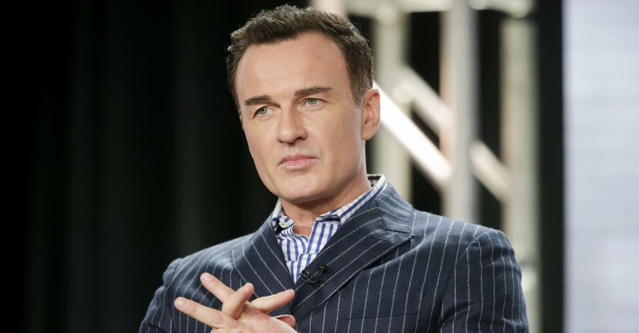 Умер актер Джулиан Макмэхон, сыгравший Коула в сериале 