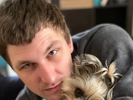 Умер мобилизованный, который якобы выпрыгнул из кузова грузовика по дороге на полигон во Львовской области