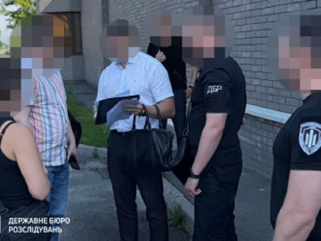 Колишнього секретаря Київради підозрюють у допомозі підлеглому ухилитися від служби та розтраті 700 тисяч