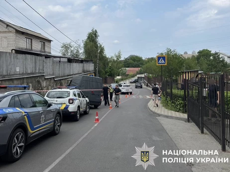 На Київщині загинув 9-річний хлопчик, на якого покотився мікроавтобус без водія