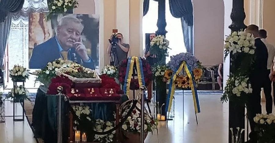 Попрощаться с Игорем Покладом пришли Зибров, Рыбчинский и Вантух