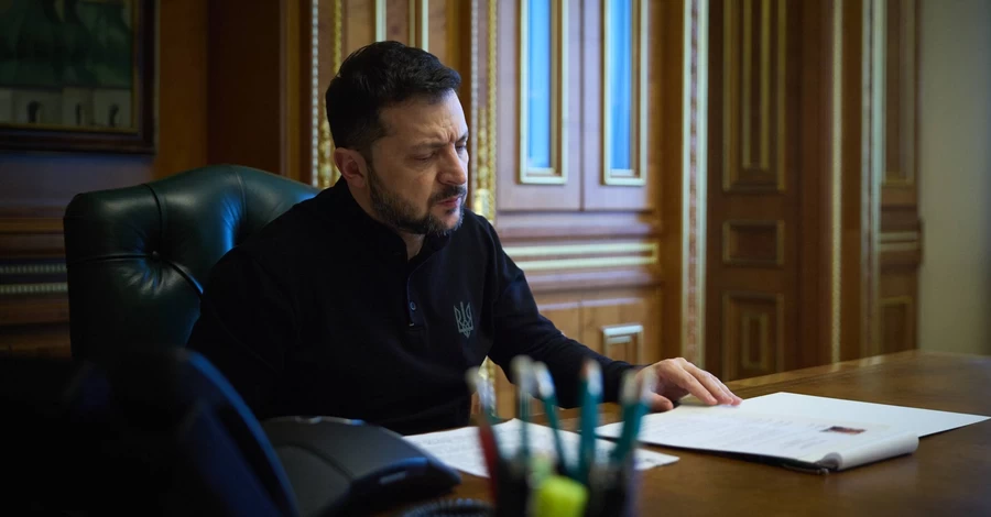 Зеленський запропонував продовжити воєнний стан та мобілізацію в Україні