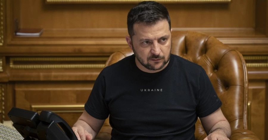 Зеленский анонсировал дальнейшее обновление власти: сначала сектор безопасности, потом - дипкорпус