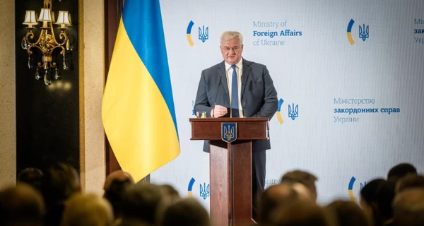 Украина откроет новые посольства в Доминикане, Эквадоре, Панаме и Уругвае