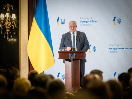 Украина откроет новые посольства в Доминикане, Эквадоре, Панаме и Уругвае