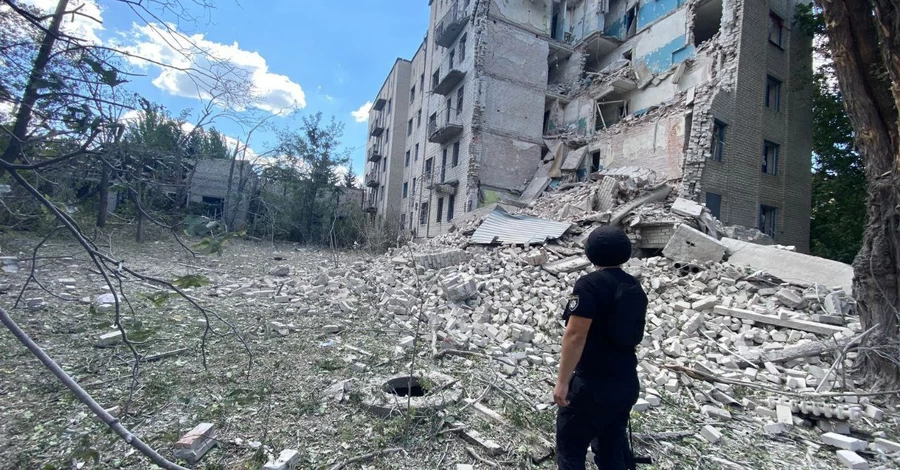 Війська РФ атакували Костянтинівку артилерією та КАБами – багато поранених, є загиблі 