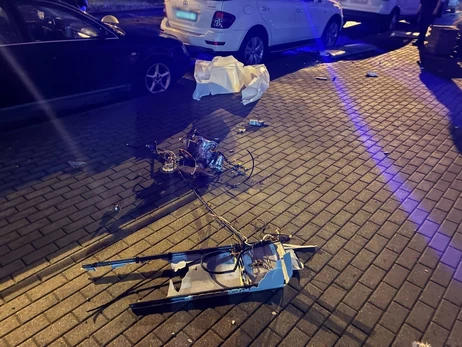 В Минске неизвестный дрон упал во дворе многоквартирного жилого дома (обновлено)