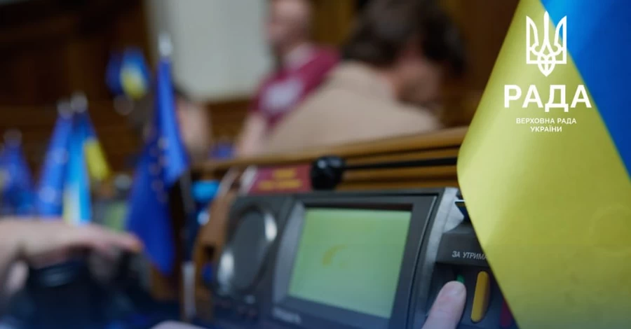Рада разрешила военным 18-25 лет учиться во время службы