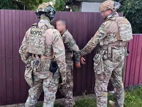 В Житомирской области мужчина угрожал полицейским гранатой
