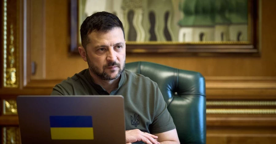 Зеленський ввів санкції проти російських музейників та викрадачів активів з ТОТ