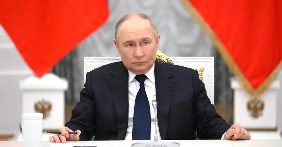 Пєсков заявив, що Путін не проти зустрічі із Зеленським, але знову є нюанс
