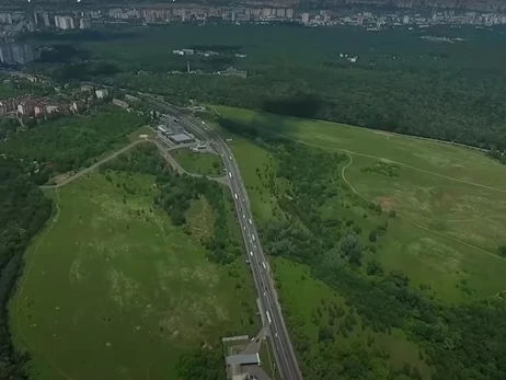 Суд у Києві остаточно заборонив забудову довкола музею у Пирогові