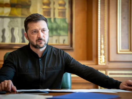 Росія навмисно б’є по рятувальниках і медиках, - Зеленський