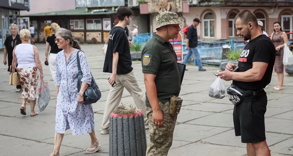 Полномочия военкомов и полиции: кто может применять силу, кто задерживать и проверять документы